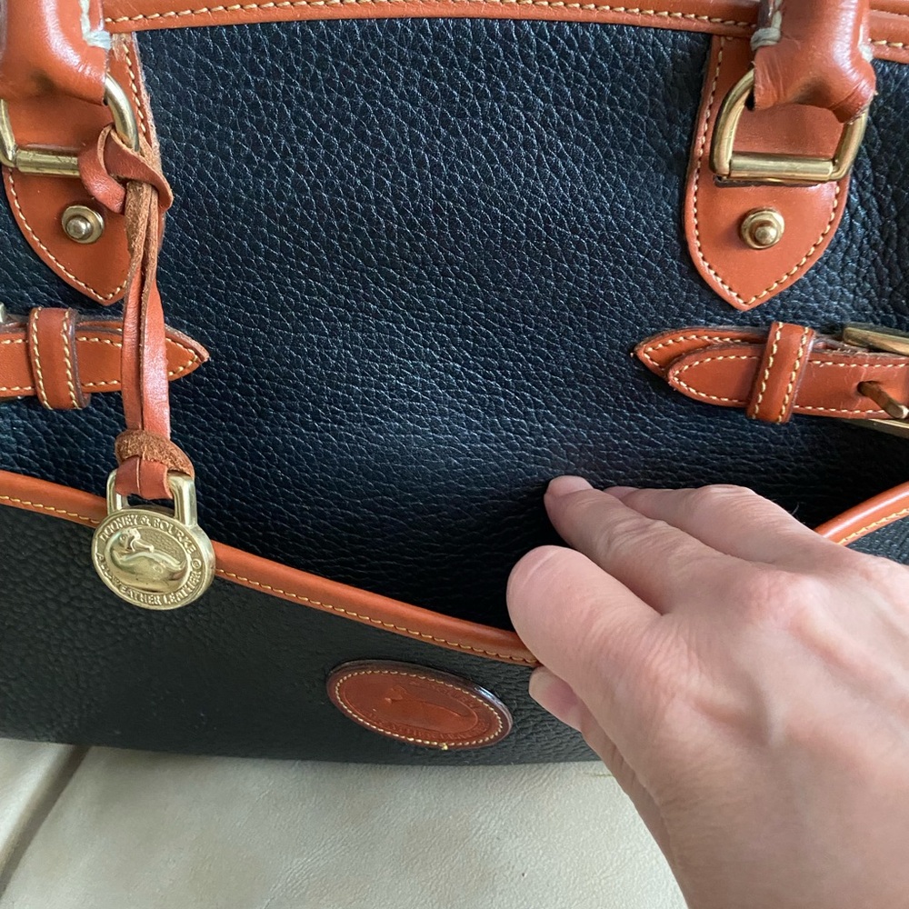 LKNW Vintage Dooney & Bourke Pebbled Leather Satchel Buckle AWL - Picture 5 of 15